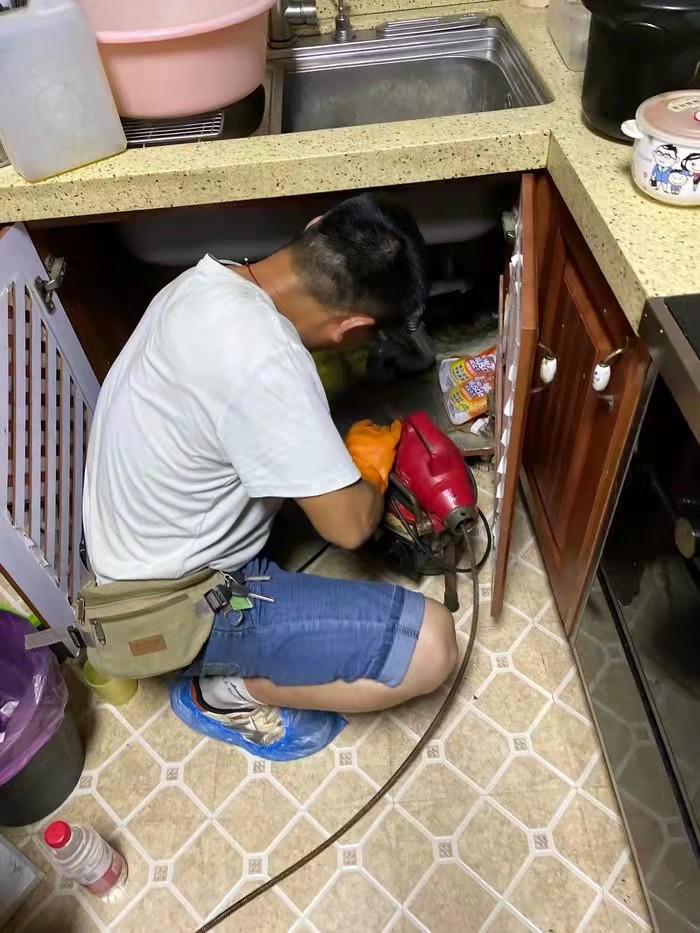 防城港通下水道